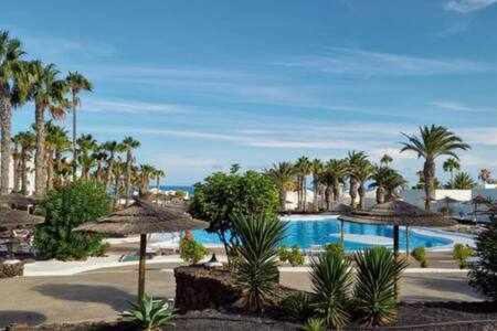 Bonito Apartamento Reformado En Las Coronas Costa Teguise Kültér fotó